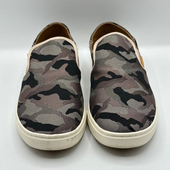 OLUKAI Pehuea Pa'i Convertible Sneaker Soft Pink Ke Au Camo - Picture 3 of 8